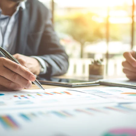 What Does a 401 k Plan Generally Provide Its Participants